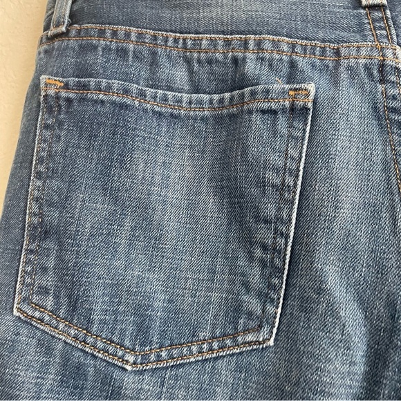 Mossimo Supply Co woman’s Blue Jean Shorts Casual boyfriend short frayed hem - Picture 4 of 6